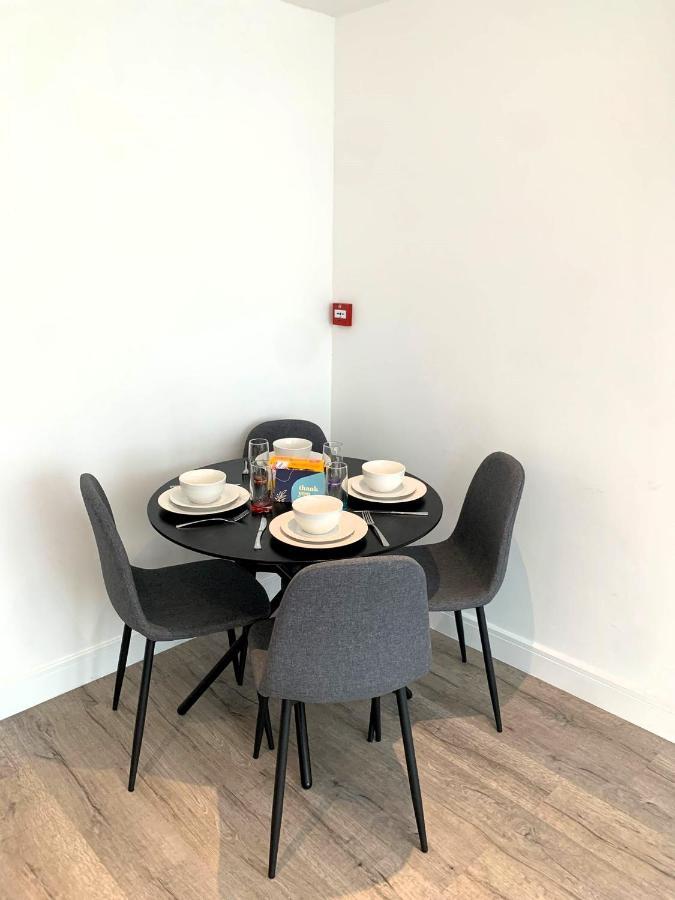 Modern Studio Flat Near Highbury & Islington Station Londen Buitenkant foto