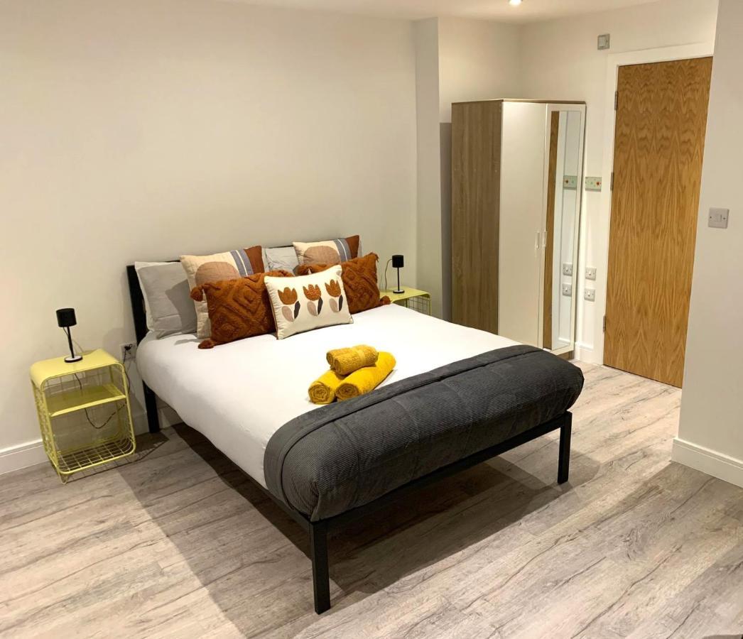Modern Studio Flat Near Highbury & Islington Station Londen Buitenkant foto