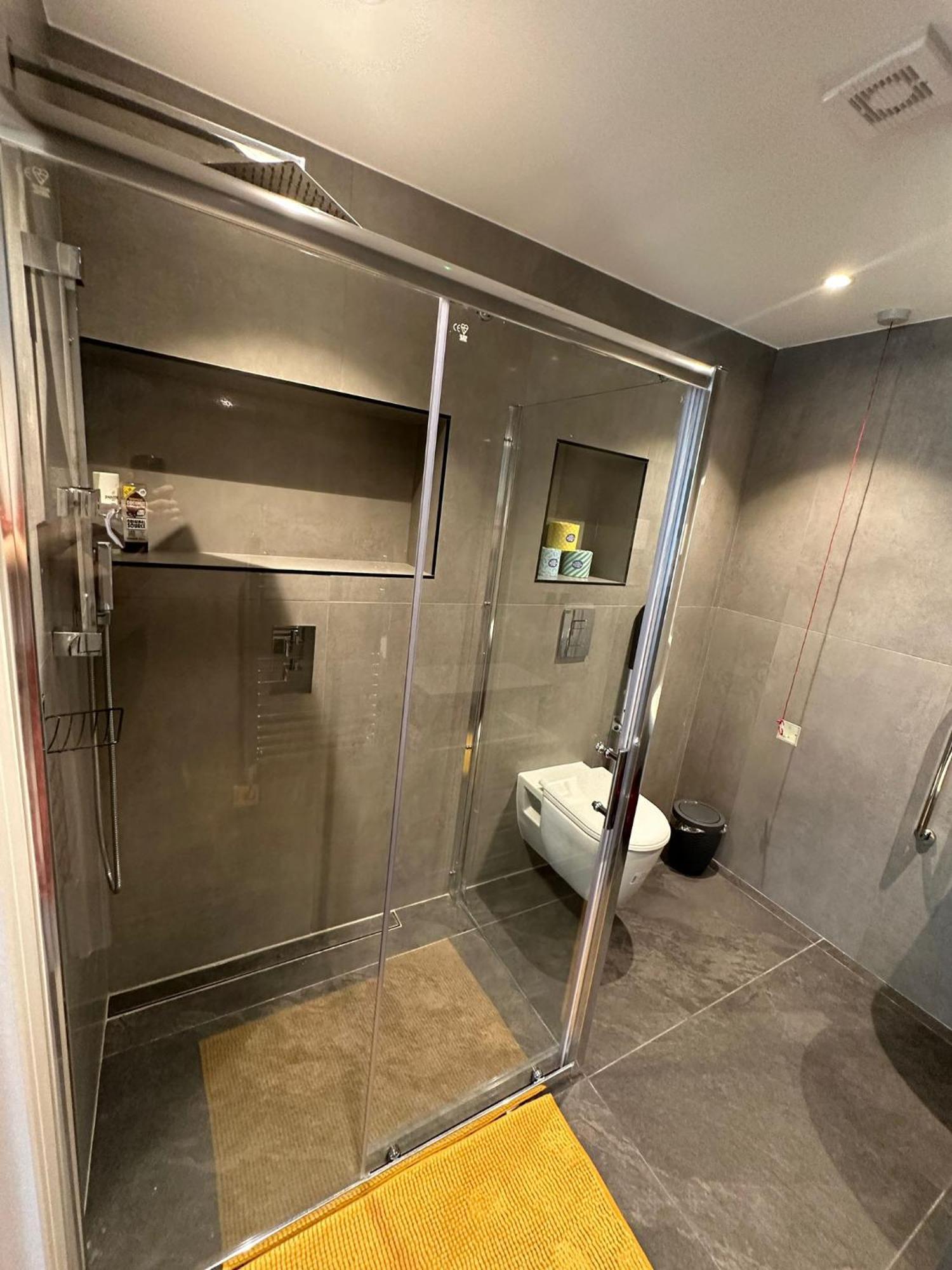 Modern Studio Flat Near Highbury & Islington Station Londen Buitenkant foto