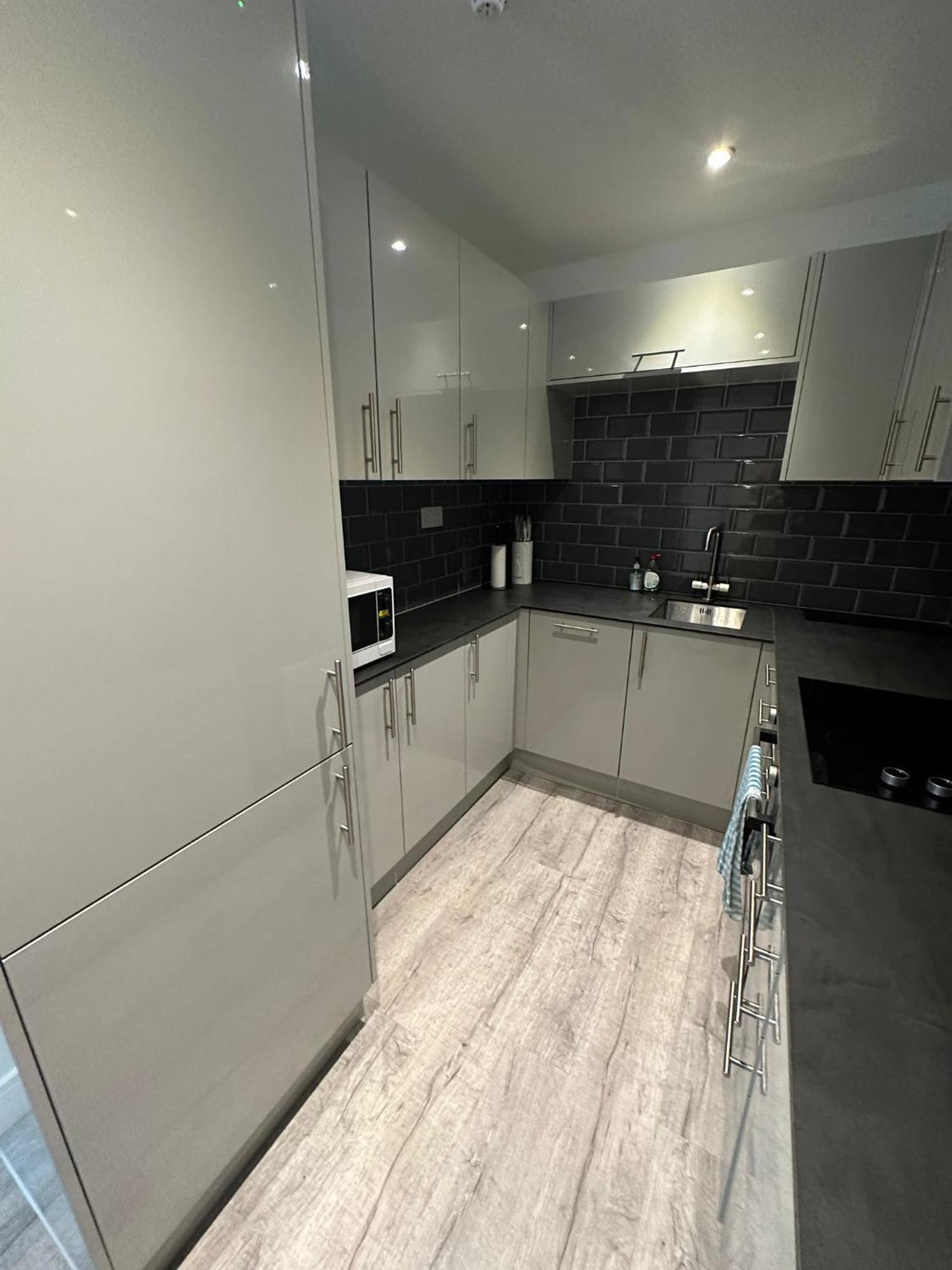 Modern Studio Flat Near Highbury & Islington Station Londen Buitenkant foto